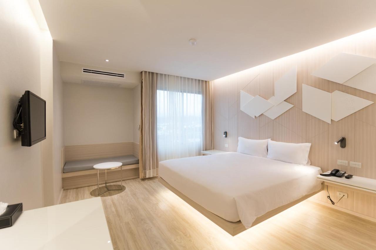 Crystal Hotel Hat Yai Exterior foto